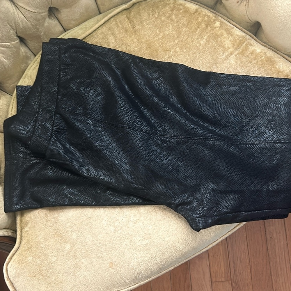 NWOT  See N Be Seen   Snake skin print pants